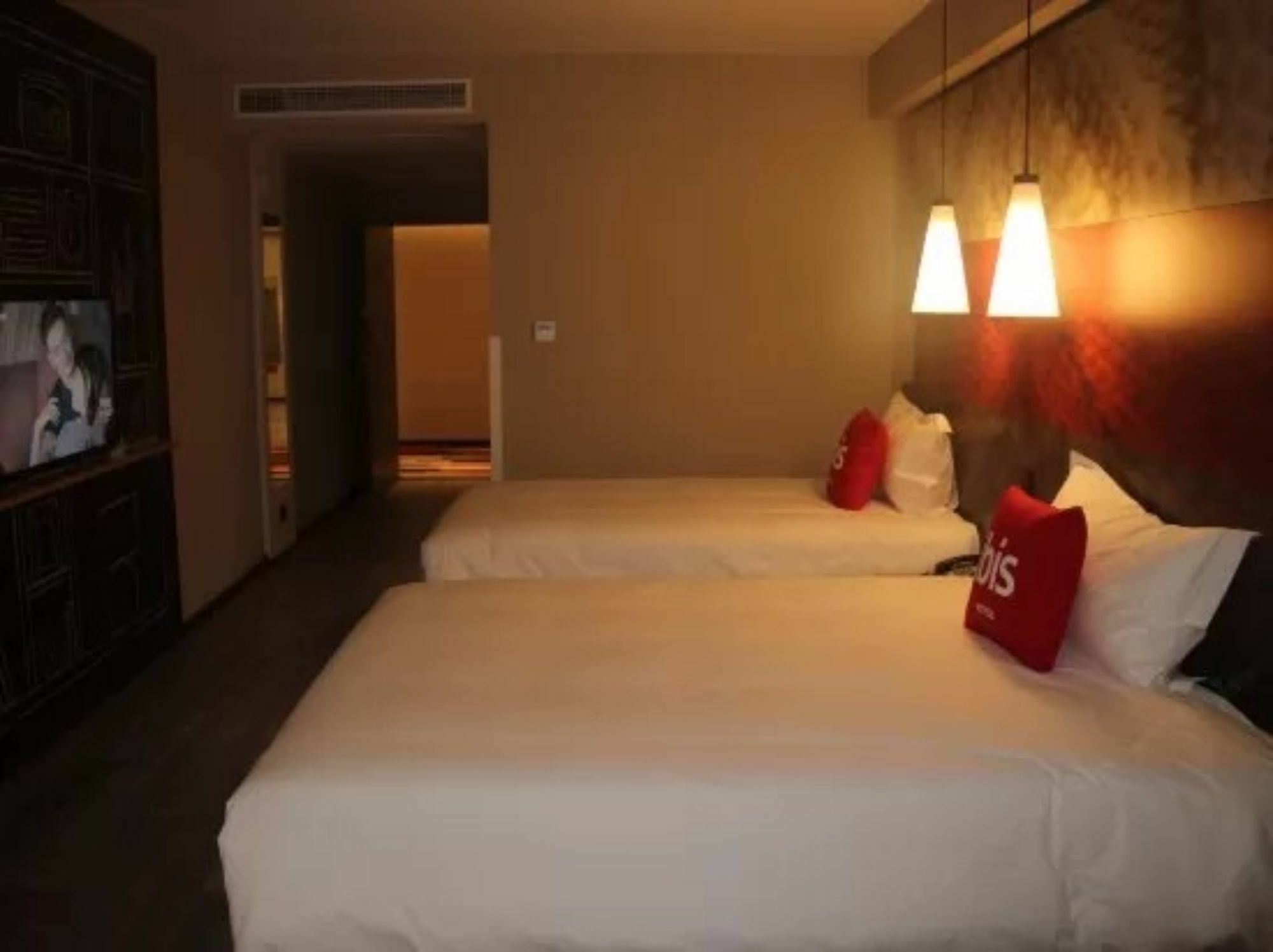 Ibis Dujiangyan Hotel Chengdu Buitenkant foto