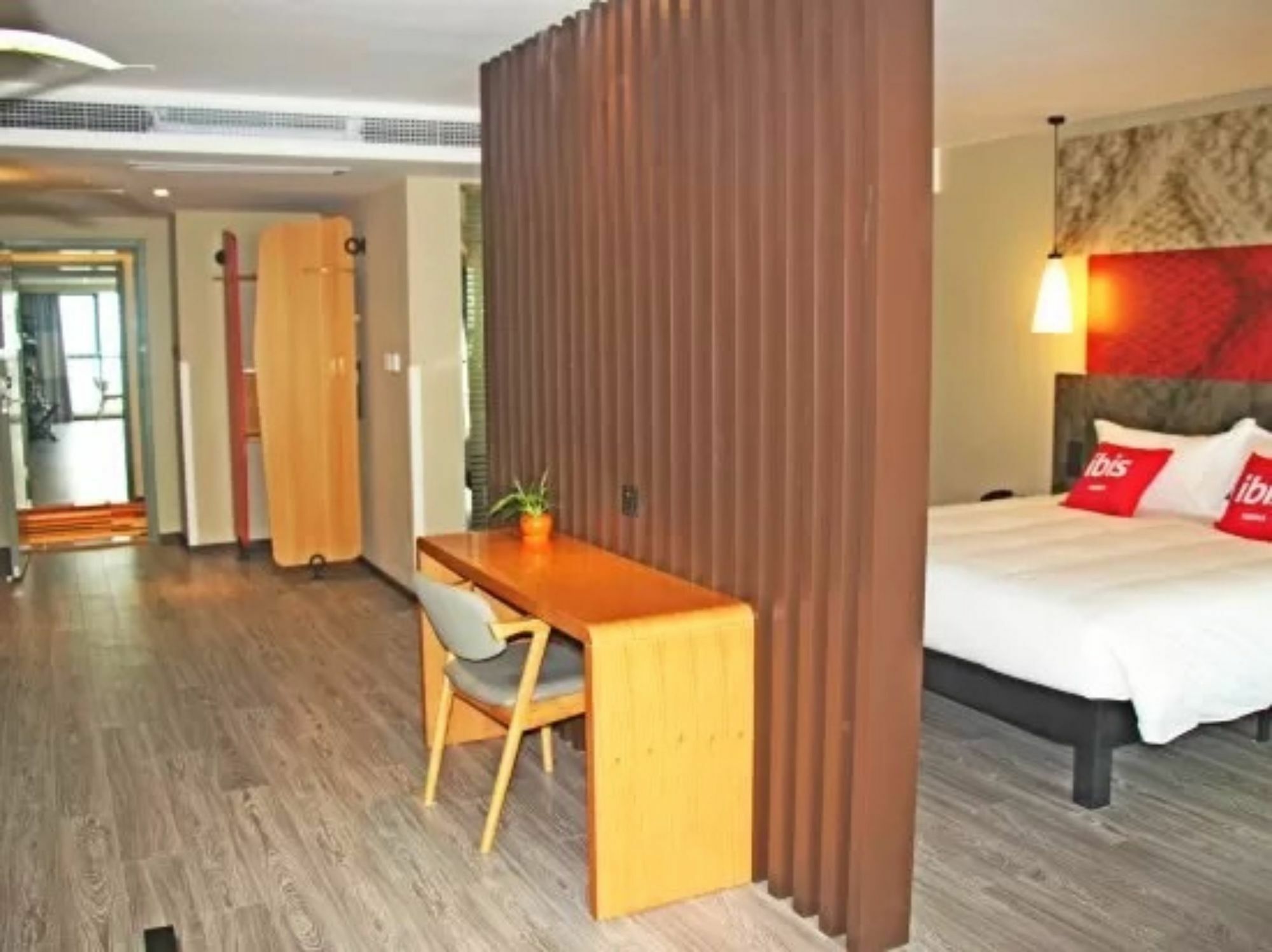 Ibis Dujiangyan Hotel Chengdu Buitenkant foto
